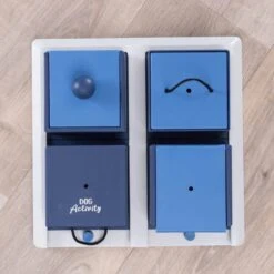 Trixie Dog Activity Poker Box 1 Strategiespel Hondenspeelgoed 31x31 Cm Donkerblauw Wit Level 2 -Huisdierbenodigdheden trixie dog activity poker box 1 25835